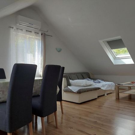 Apartmani Timon Бол Екстер'єр фото