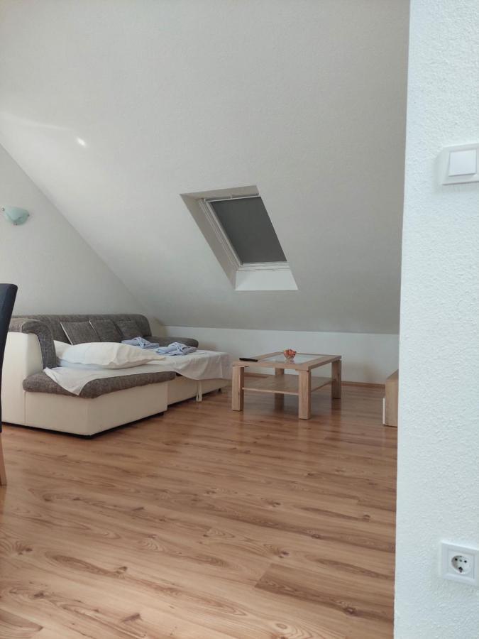 Apartmani Timon Бол Екстер'єр фото